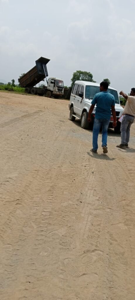 ग्रामीणों की शिकायत पर पत्थर क्रेशर को डीएमओ ने की जांच,