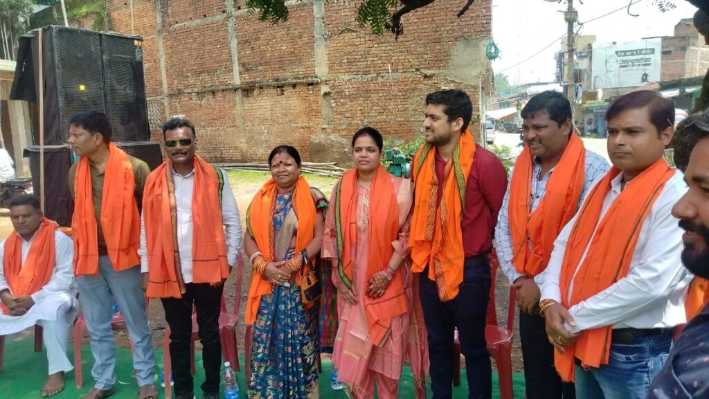 गणेश पूजा पंडाल का उद्घाटन करना मेरे लिए सबसे बड़ी सौभाग्य की बात है.... सीओ प्रणव ऋतुराज गणेश पूजा पंडाल का उद्घाटन करना मेरे लिए सबसे बड़ी सौभाग्य की बात है.... सीओ प्रणव ऋतुराज