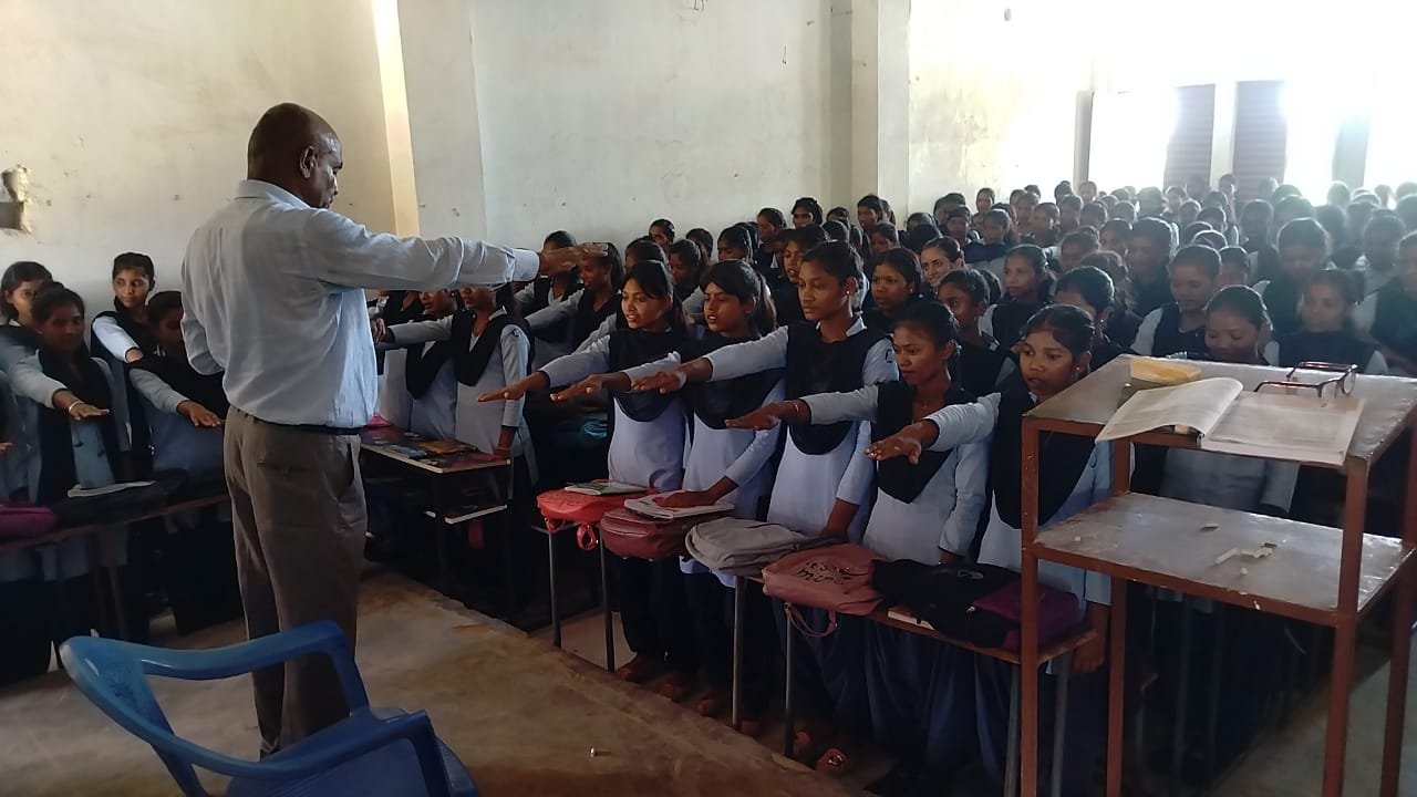 शिक्षा का भेट कार्यक्रम के तहत टाना भगत इंटर महाविद्यालय में हुआ कार्यक्रम का आयोजन। शिक्षा का भेट कार्यक्रम के तहत टाना भगत इंटर महाविद्यालय में हुआ कार्यक्रम का आयोजन।