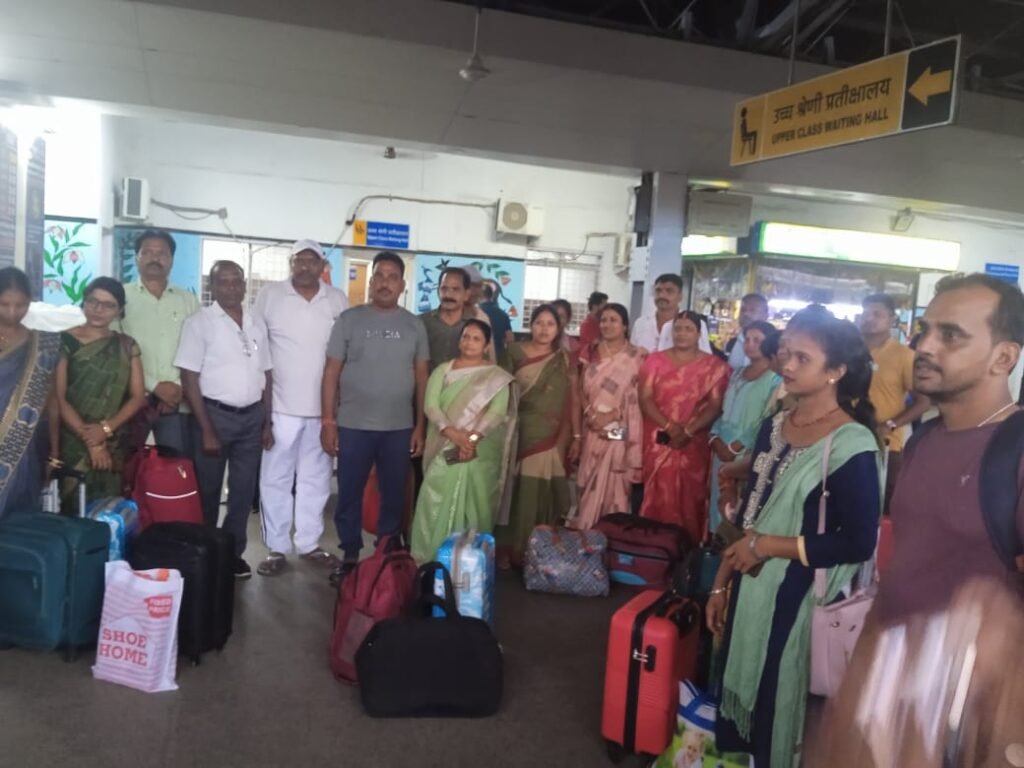 एक्सपोजर विजिट के लिए प्रमुख एवं डीपीएम राजस्थान रवाना