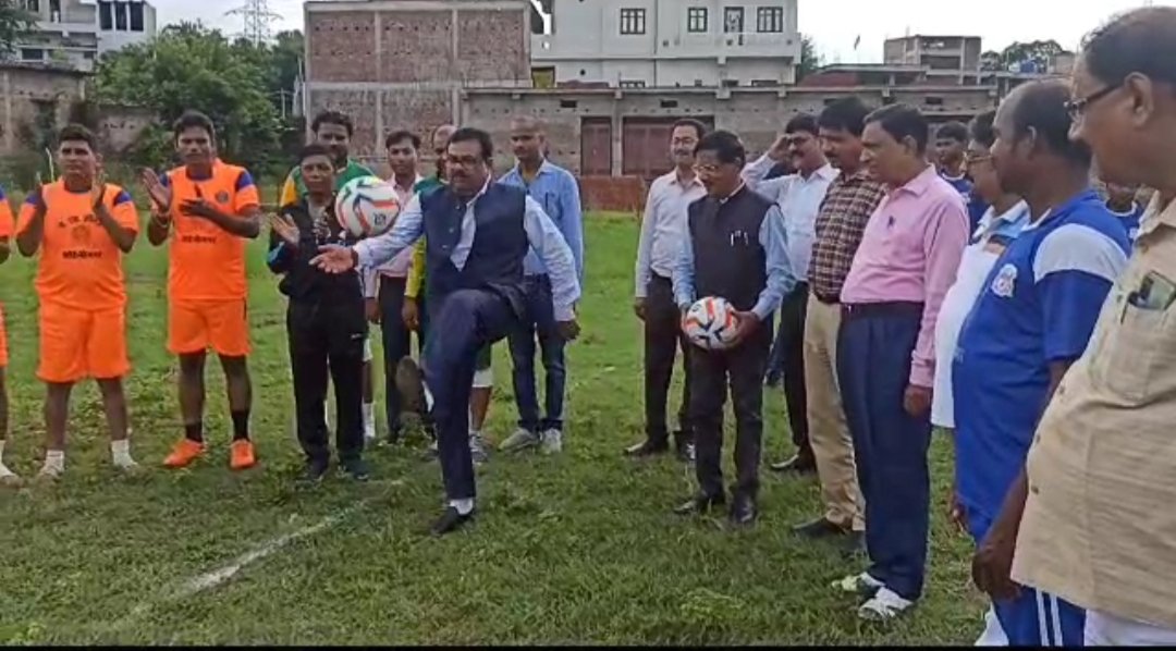 जनता शिवरात्रि कॉलेज खेल मैदान का किया गया उद्घाटन जनता शिवरात्रि कॉलेज खेल मैदान का किया गया उद्घाटन