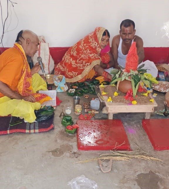 कढ़िमा में श्रीरामचरितमानस पाठ और प्रवचन में उमड़ रही भीड़।