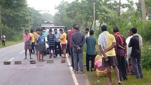 अज्ञात वाहन के चपेट में आने से युवक का मौके पर हुआ दर्दनाक मौत,परिजनों का रो रो कर हुआ बुरा हाल।