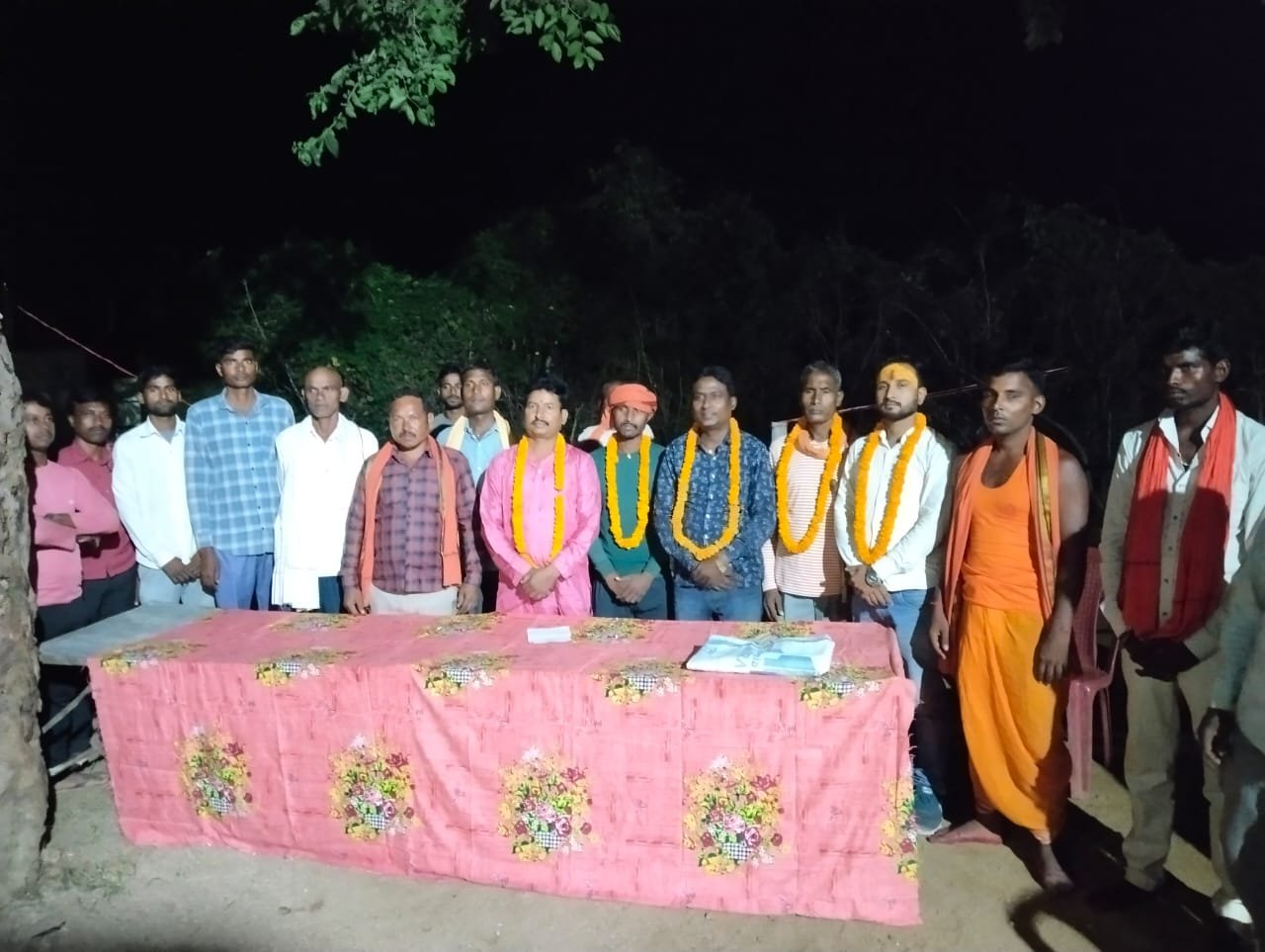 विधायक निधि से बने दुर्गा मंडप का विधायक प्रतिनिधि ने किया उद्घाटन विधायक निधि से बने दुर्गा मंडप का विधायक प्रतिनिधि ने किया उद्घाटन