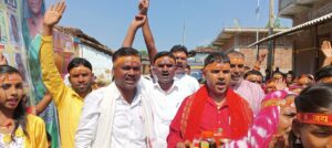 मनिका: नवरात्र पूजा में सप्तमी को लेकर भक्तो निकाली शोभा यात्रा।