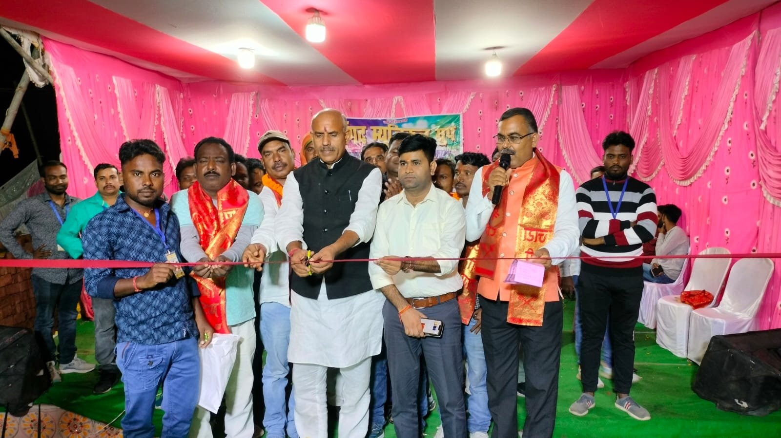 दुर्गा पूजा के शुभ उपलक्ष्य में भक्ति जागरण प्रोग्राम का आयोजन दुर्गा पूजा के शुभ उपलक्ष्य में भक्ति जागरण प्रोग्राम का आयोजन