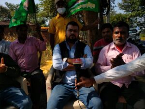 पांकी विधानसभा विधायक राजद प्रत्याशी डॉक्टर अरुण यादव ने क्षेत्र का किया भ्रमण