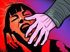 बेटे ने बंद कमरें में मां को दी खौफनाक मौत:आस पास मचा हड़कम।