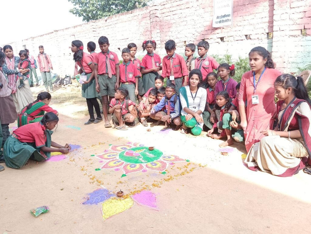 शैलपुत्री फाउंडेशन स्कूल भरनो में रंगोली बनाओ प्रतियोगिता।