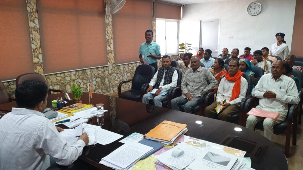 उपायुक्त कार्यालय में जनता दरबार का हुआ आयोजन उपायुक्त कार्यालय में जनता दरबार का हुआ आयोजन