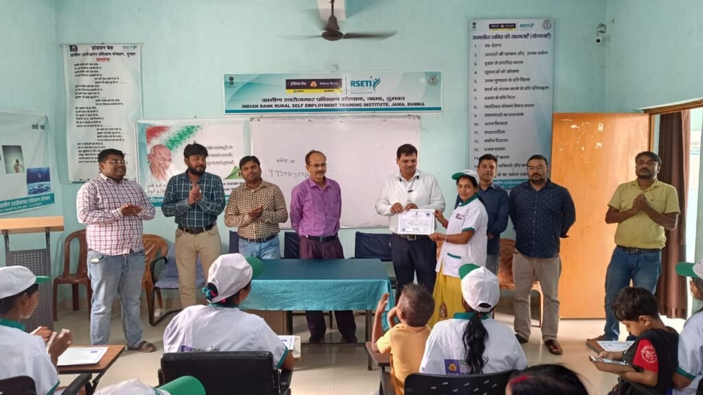 10 दिवसीय सुकर पालन का प्रशिक्षण पूरा,34 प्रशिक्षणर्थियों को मिला प्रमाण पत्र।