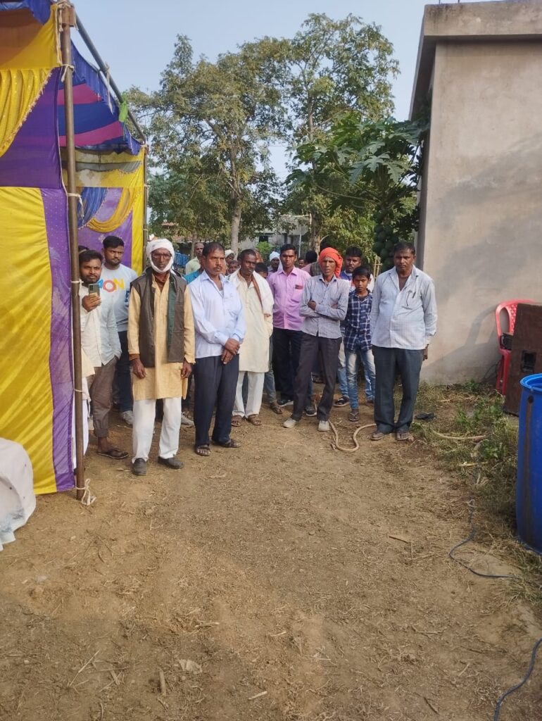 14 नवंबर 2023 को तरहसी और नीलांबर पितांबरपुर के कइ गांवों में बैठक एवं संपर्क अभियान चलाया 14 नवंबर 2023 को तरहसी और नीलांबर पितांबरपुर के कइ गांवों में बैठक एवं संपर्क अभियान चलाया