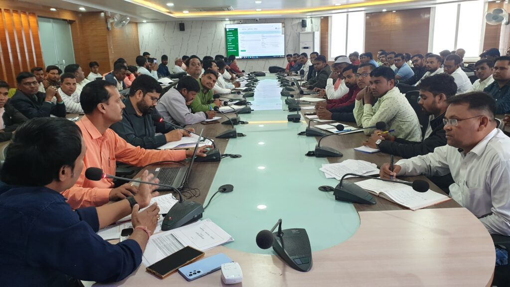 आपकी योजना,आपकी सरकार आपके द्वार कार्यक्रम के दौरान प्राप्त आवेदनों की ऑनलाइन एंट्री करने के लिए कंप्यूटर ऑपरेटरों को लॉगिन आईडी बनाने व अन्य विषयों से संबंधित दिया गया प्रशिक्षण आपकी योजना,आपकी सरकार आपके द्वार कार्यक्रम के दौरान प्राप्त आवेदनों की ऑनलाइन एंट्री करने के लिए कंप्यूटर ऑपरेटरों को लॉगिन आईडी बनाने व अन्य विषयों से संबंधित दिया गया प्रशिक्षण