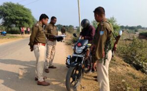 थाना प्रभारी संजय कुमार कुशवाहा ने चलाया वाहन चेकिंग अभियान