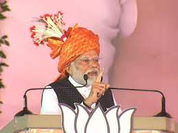 आदिवासी गरीब चाहते हैं कांग्रेस की विदाई : प्रधानमंत्री मोदी.