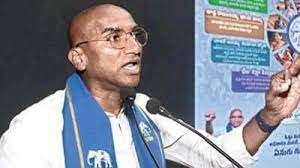 तेलंगाना बसपा अध्यक्ष, बेटे पर हत्या के प्रयास का मामला दर्ज. तेलंगाना बसपा अध्यक्ष, बेटे पर हत्या के प्रयास का मामला दर्ज.