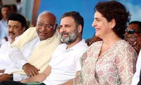 खड़गे, राहुल मंगलवार को मध्य प्रदेश में 2 रैलियों को संबोधित करेंगे, प्रियंका रायपुर में करेंगी रोड शो खड़गे, राहुल मंगलवार को मध्य प्रदेश में 2 रैलियों को संबोधित करेंगे, प्रियंका रायपुर में करेंगी रोड शो