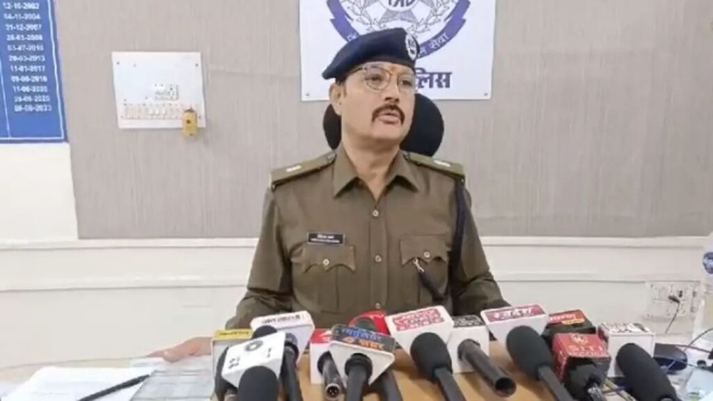 एक ऐसी पत्नी:दो पतियों को छोड़ तीसरी से की शादी,फिर उसे भी कोल्ड ड्रिंक में जहर डाल मारने की की कोशिश, जानें क्या हैं राज एक ऐसी पत्नी:दो पतियों को छोड़ तीसरी से की शादी,फिर उसे भी कोल्ड ड्रिंक में जहर डाल मारने की की कोशिश, जानें क्या हैं राज