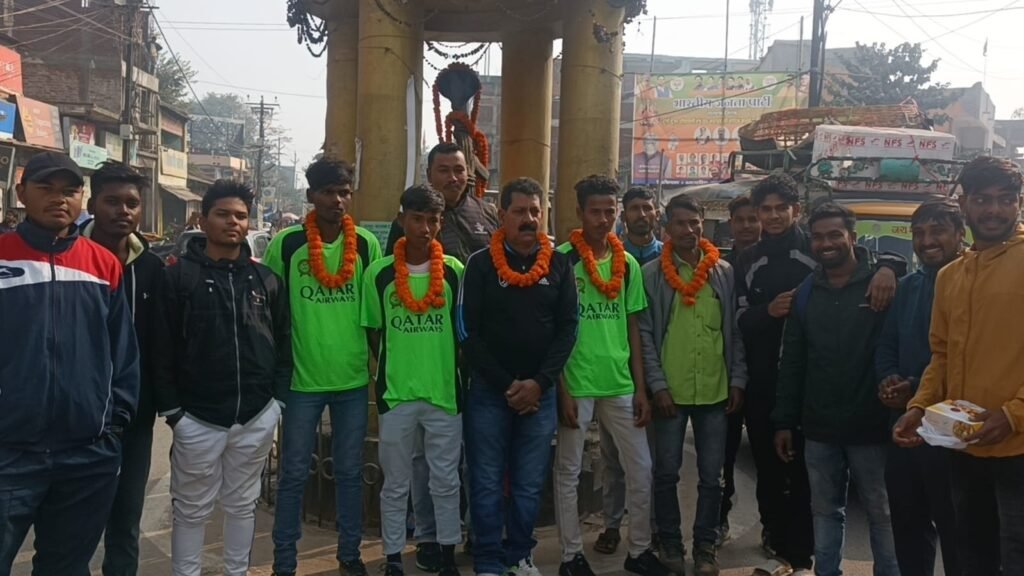 राज्य स्तरीय cycling प्रतियोगिता गिरिडीह के लिए टीम रवाना।
