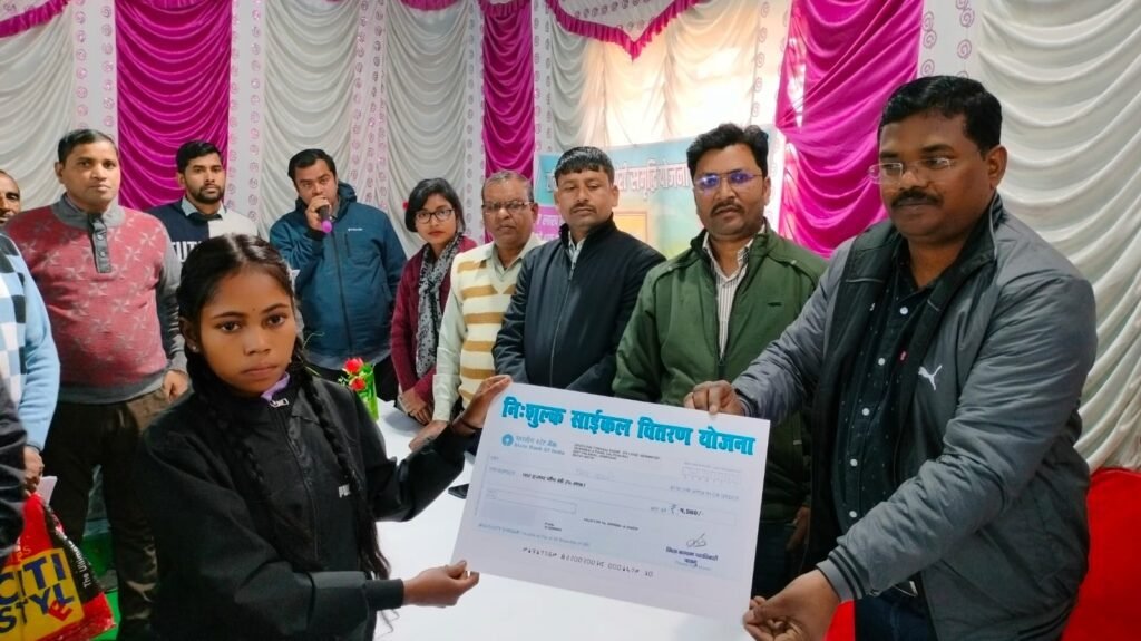 आपकी योजना-आपकी सरकार-आपके द्वार कार्यक्रम के तहत दुलसुलमा पंचायत भवन में लगाया गया शिविर , आपकी योजना-आपकी सरकार-आपके द्वार कार्यक्रम के तहत दुलसुलमा पंचायत भवन में लगाया गया शिविर ,