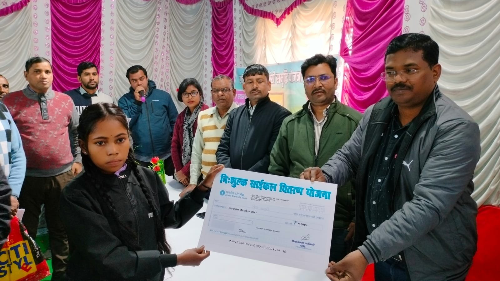 आपकी योजना-आपकी सरकार-आपके द्वार कार्यक्रम के तहत दुलसुलमा पंचायत भवन में लगाया गया शिविर , आपकी योजना-आपकी सरकार-आपके द्वार कार्यक्रम के तहत दुलसुलमा पंचायत भवन में लगाया गया शिविर ,