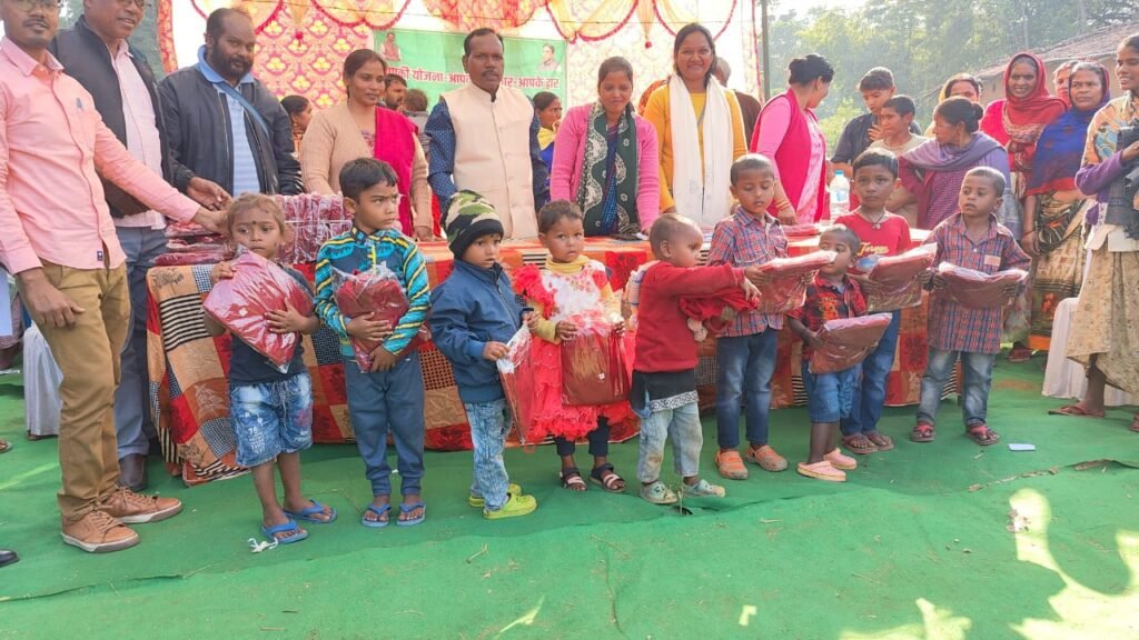 आपकी योजना, आपकी सरकार आपके द्वार कार्यक्रम के तहत लगे शिवोरों में हजारों आवेदकों की समस्याओं का किया जा रहा निवारण आपकी योजना, आपकी सरकार आपके द्वार कार्यक्रम के तहत लगे शिवोरों में हजारों आवेदकों की समस्याओं का किया जा रहा निवारण