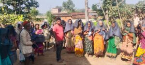 साल्वे पंचायत के मुखिया ने गरीब असहाय लोगो के बिच किया कंबल वितरण.