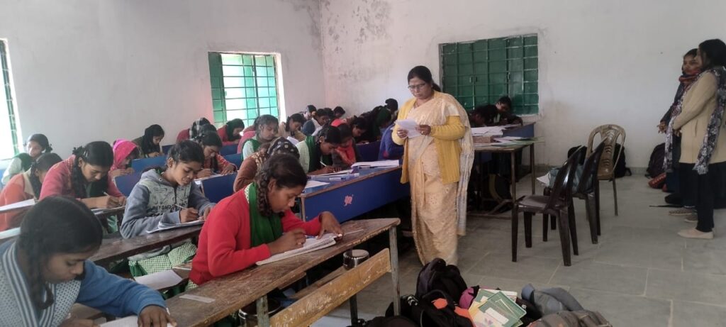 कक्षा 10 एवं 12 के छात्र छात्राओं के लिए प्रीबोर्ड परीक्षा आज से आरंभ