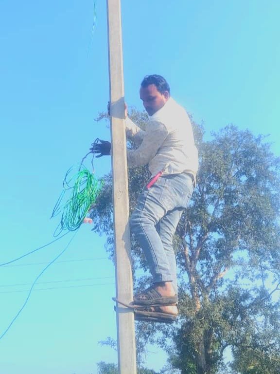 विद्युत विभाग ने छापेमारी अभियान चला कर चोरी करने वालों के खिलाफ दो दर्जन पर धुरकी थाना में किया प्राथमिक दर्ज विद्युत विभाग ने छापेमारी अभियान चला कर चोरी करने वालों के खिलाफ दो दर्जन पर धुरकी थाना में किया प्राथमिक दर्ज