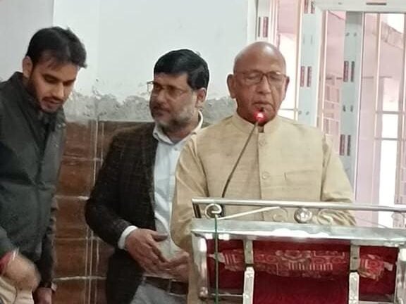 कोई भी पत्रकार अपने सिद्धांतों पर कायम रहे तो वह निष्पक्ष है- सरयू राय कोई भी पत्रकार अपने सिद्धांतों पर कायम रहे तो वह निष्पक्ष है- सरयू राय