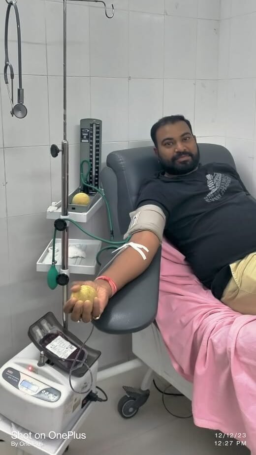 मिशन बदलाव ने सदर अस्पताल में इलाजरत मरीज के लिये 2 यूनिट किया रक्तदान। मिशन बदलाव ने सदर अस्पताल में इलाजरत मरीज के लिये 2 यूनिट किया रक्तदान।