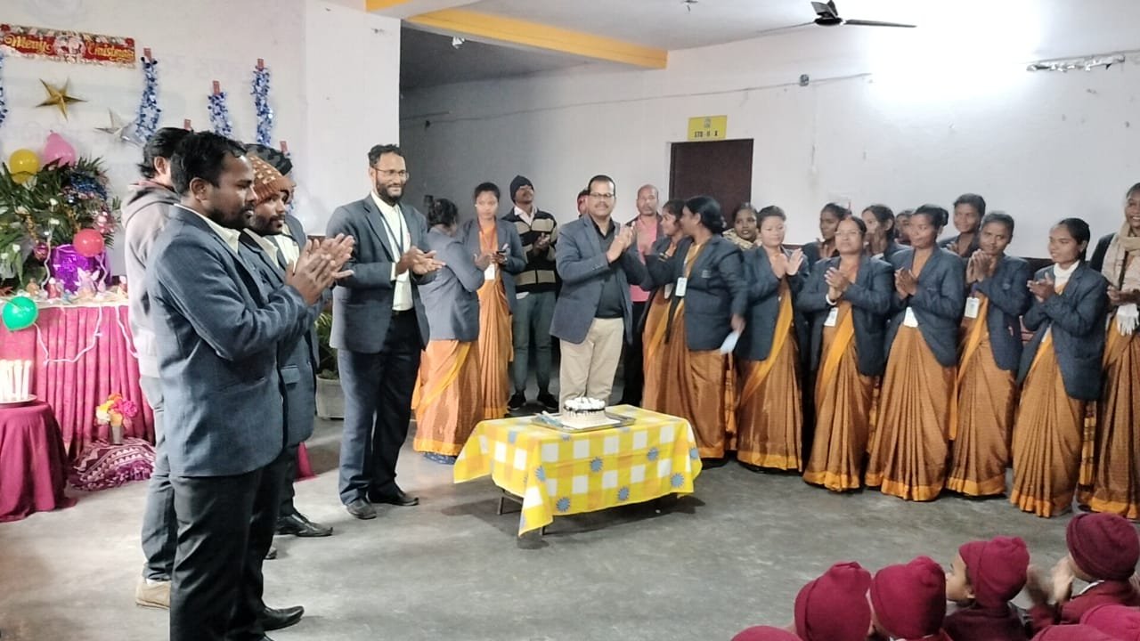 चिल्ड्रन एकेडमी स्कूल में क्रिसमस गैदरिंग कार्यक्रम का हुआ संपन्न चिल्ड्रन एकेडमी स्कूल में क्रिसमस गैदरिंग कार्यक्रम का हुआ संपन्न