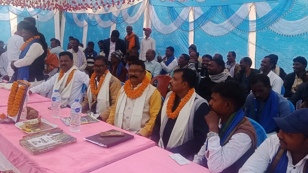 तुरी समाज का प्रखण्ड स्तरीय सम्मेलन का किया गया आयोजन। तुरी समाज का प्रखण्ड स्तरीय सम्मेलन का किया गया आयोजन।