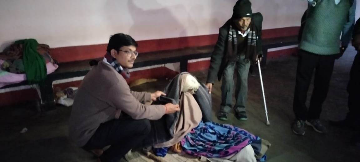 प्रधान जिला और सत्र न्यायधीश सह अध्यक्ष, जिला विधिक सेवा प्राधिकर, ने जरूरतमंदों के बीच निःशुल्क कंबल किया वितरण। प्रधान जिला और सत्र न्यायधीश सह अध्यक्ष, जिला विधिक सेवा प्राधिकर, ने जरूरतमंदों के बीच निःशुल्क कंबल किया वितरण।
