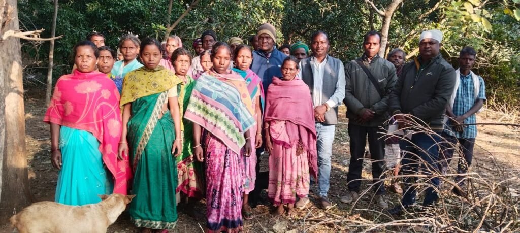 संगठन सशक्तिकरण के तहत कांग्रेसी कार्यकर्ता को दिए कई मुल मंत्र ...चैतु उरॉव संगठन सशक्तिकरण के तहत कांग्रेसी कार्यकर्ता को दिए कई मुल मंत्र ...चैतु उरॉव