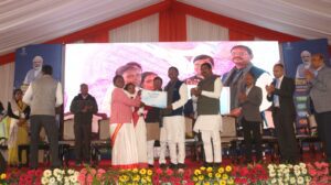 गुमला जिले के विशुनपुर प्रखंड के पीएम जनमन के लाभार्थियों से माननीय प्रधानमंत्री ने की ऑनलाइन बातचीत।