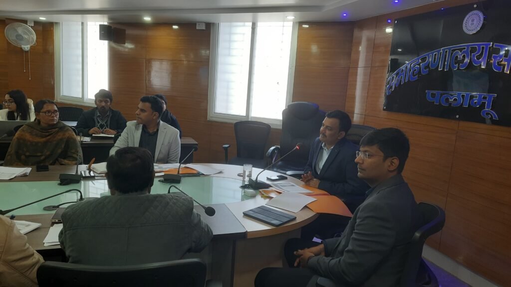 ई-विद्यावाहिनी पोर्टल पर बच्चों व शिक्षकों का अटेंडेंस अनिवार्य रूप से बनवाना सुनिश्चित करें:उपायुक्त ई-विद्यावाहिनी पोर्टल पर बच्चों व शिक्षकों का अटेंडेंस अनिवार्य रूप से बनवाना सुनिश्चित करें:उपायुक्त