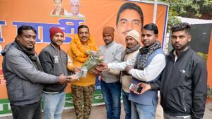 विधायक भानु प्रताप शाही को प्रदेश उपाध्यक्ष बनने पर भाजपा कार्यकर्ताओं में खुशी: मिठाई खिलाकर दिये बधाई l