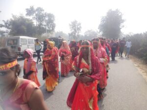 इटको देवी मंडप का प्राण प्रतिष्ठा को लेकर निकाली गई शोभायात्रा