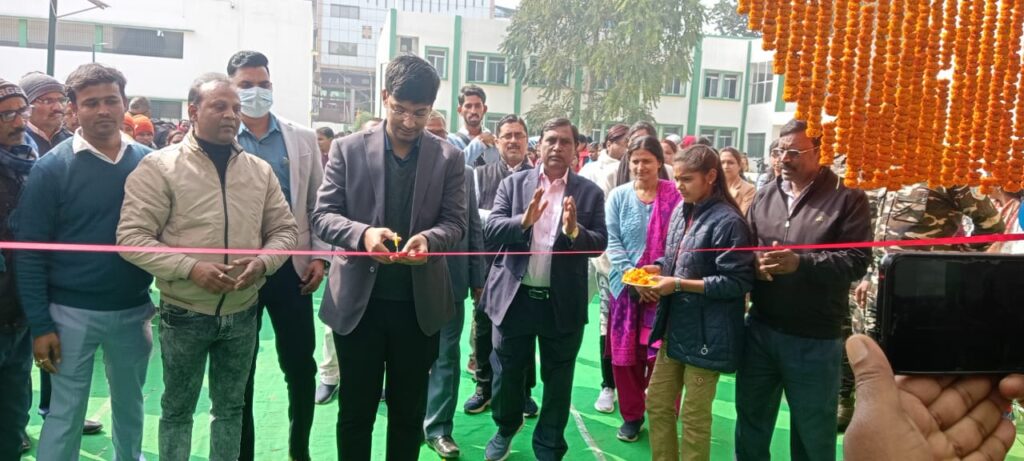 पलामू शिक्षा परियोजना के तहत लगवाया गया पुस्तक मेला पलामू शिक्षा परियोजना के तहत लगवाया गया पुस्तक मेला