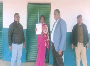 बीडीओ व सीओ ने किया मतदान केंद्रों का निरीक्षण।