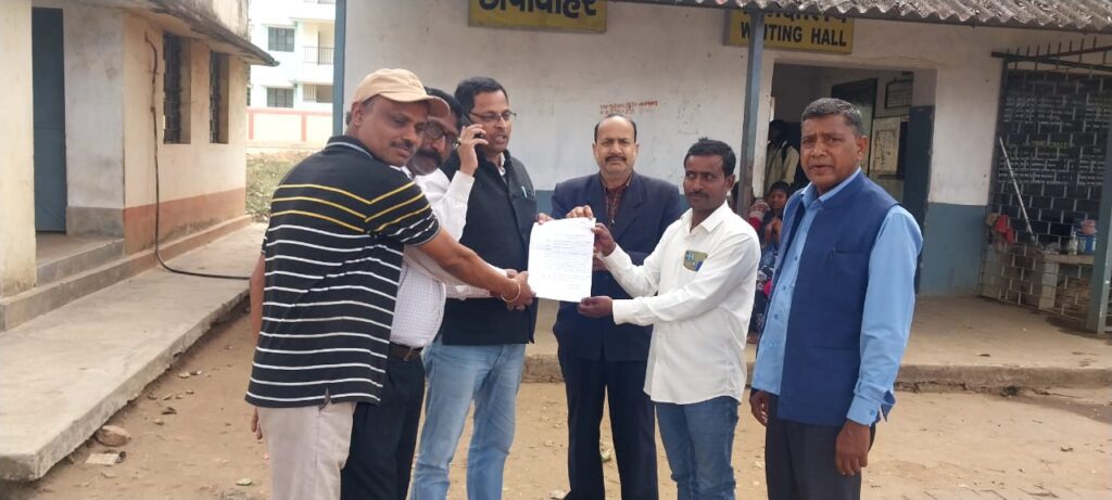 छिपादोहर रेलवे स्टेशन पर ट्रेन का ठहराव हो: अजय कुमार सोनी, छिपादोहर रेलवे स्टेशन पर ट्रेन का ठहराव हो: अजय कुमार सोनी,