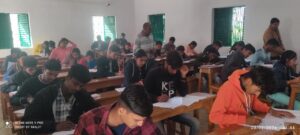 चौथे दिन की परीक्षा शांतिपूर्ण माहौल मे सम्पन्न