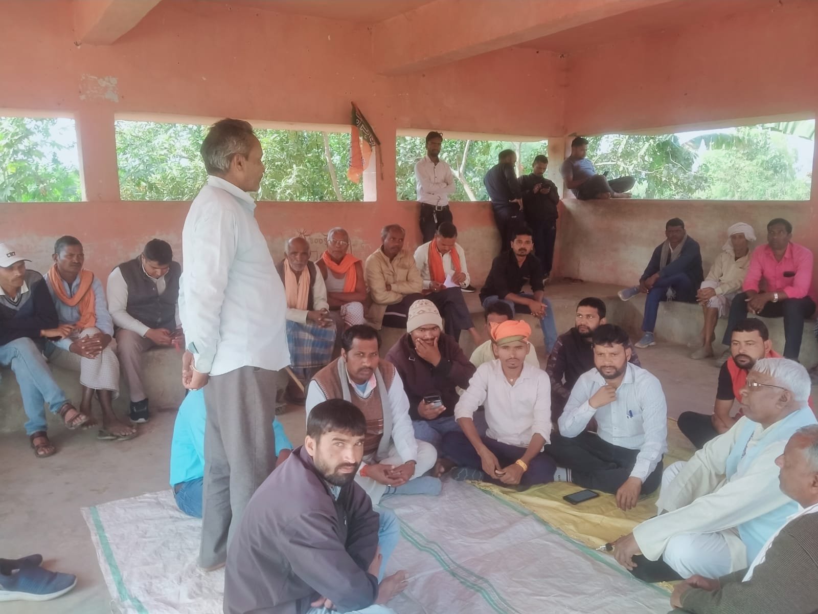 गांव चलो अभियान के तहत बैठक हुआ संपन्न।
