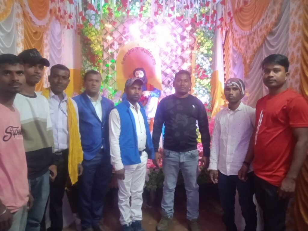 मनिका: प्रखंड क्षेत्र के विभिन्न जगहों में मनाई गई संत गुरु रविदास जयंती। मनिका: प्रखंड क्षेत्र के विभिन्न जगहों में मनाई गई संत गुरु रविदास जयंती।