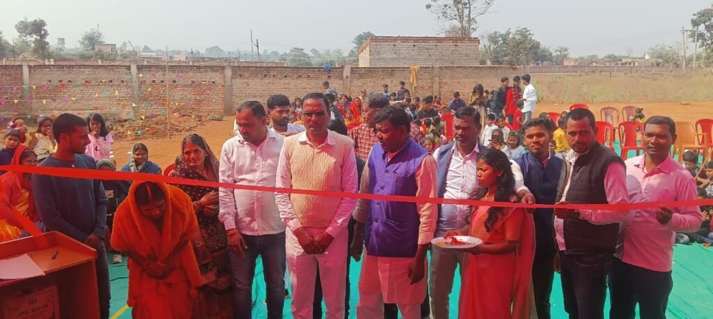 बाल शिक्षा निकेतन आवासीय विद्यालय में धूमधाम से मनाया गया सरस्वती पूजा महोत्सव