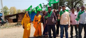 झामुमो द्वारा हेमंत सोरेन के पक्ष में सोहदाग खुर्द व कुंम्भी कला पंचायत में निकाला गया न्याय यात्रा