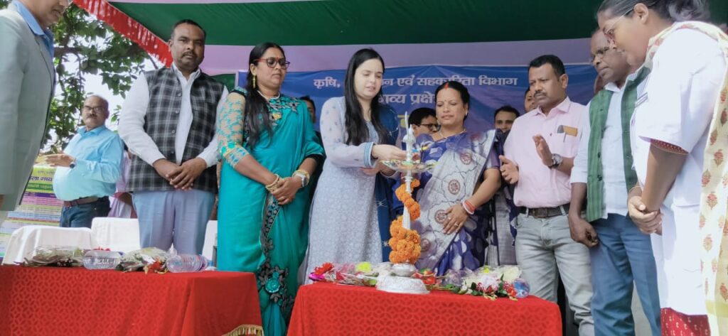 जिला स्तरीय पशु मेला सह प्रदर्शनी का एक दिवसीय हुआ आयोजन जिला स्तरीय पशु मेला सह प्रदर्शनी का एक दिवसीय हुआ आयोजन