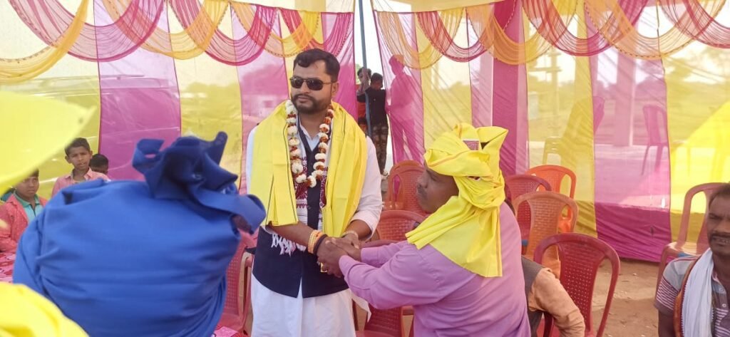सामाजिक कार्यकर्ता महाराणा प्रताप सिंह संत शिरोमणि रविदास जी के जयंती पर हुए शामिल