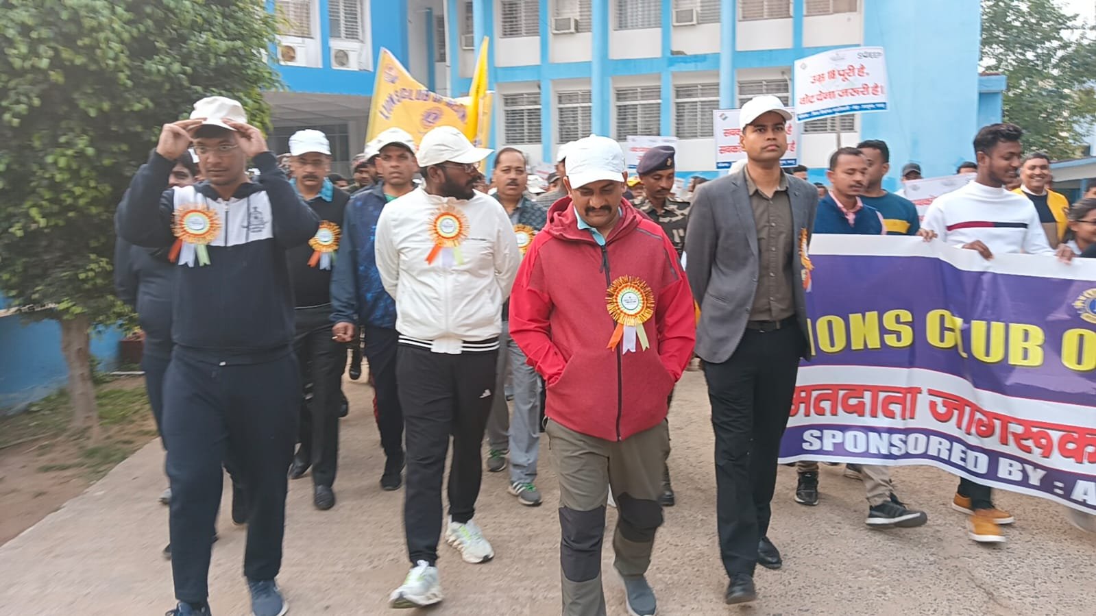 स्वीप कार्यक्रम:वॉकथॉन का हुआ आयोजन,समाहरणालय परिसर से पैदल ही पुलिस लाइन मैदान तक पहुंचे डीसी व एसपी, स्वीप कार्यक्रम:वॉकथॉन का हुआ आयोजन,समाहरणालय परिसर से पैदल ही पुलिस लाइन मैदान तक पहुंचे डीसी व एसपी,